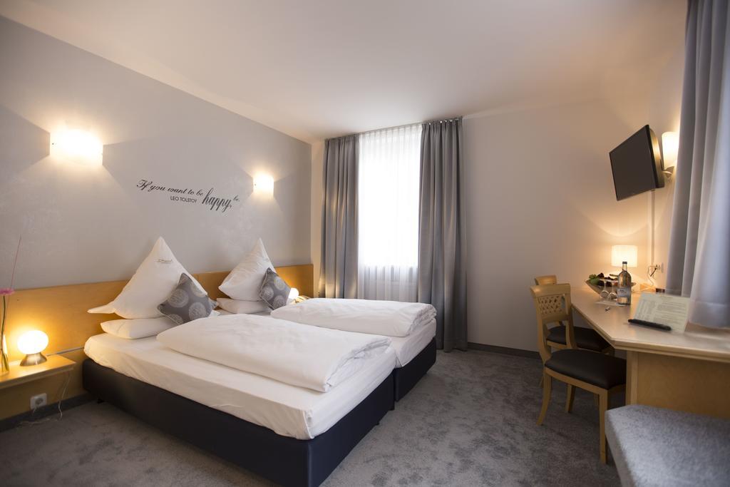 Drexel'S Parkhotel Memmingen Oda fotoğraf